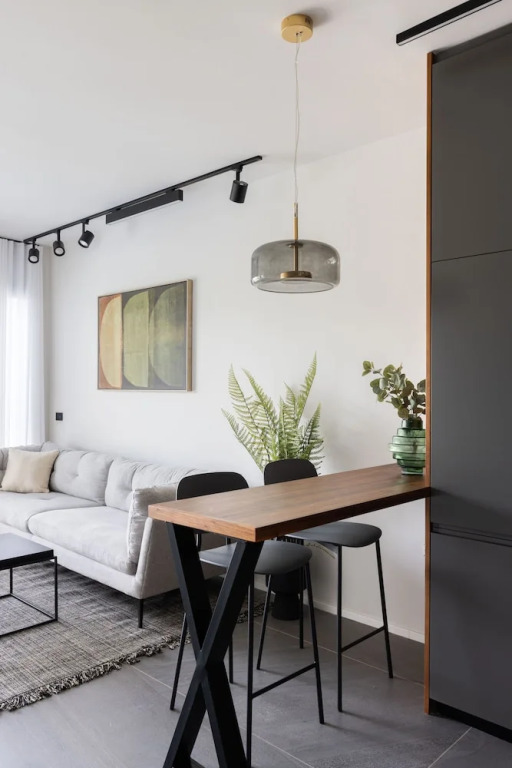 Skyline Serenity by tlv2rent