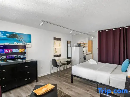 Studios On 25th by BCA Furnished Apartments Studio 07 G