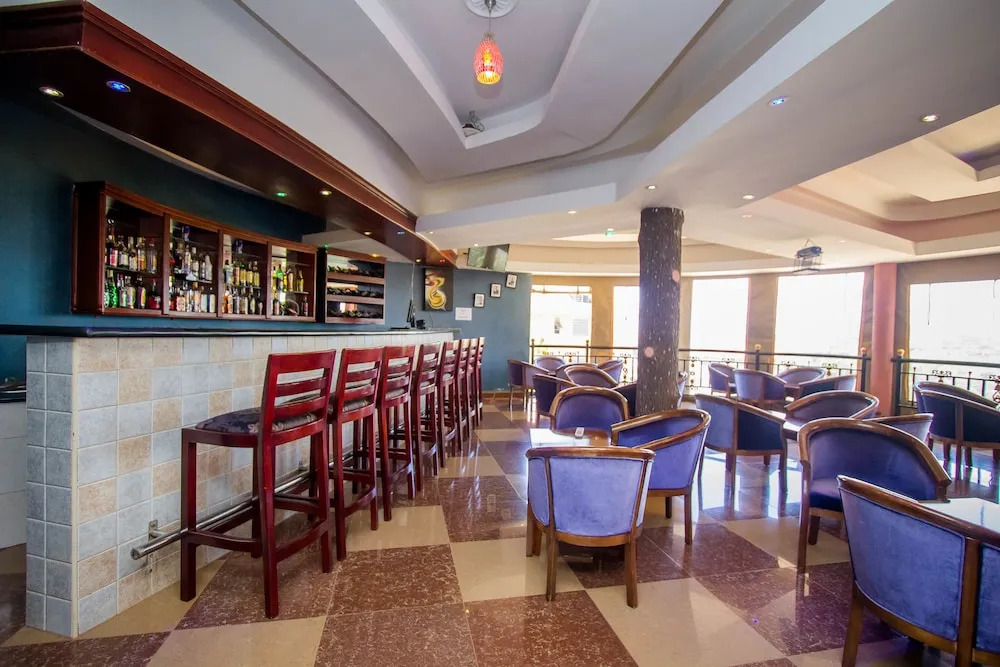 Sapphire Hotel