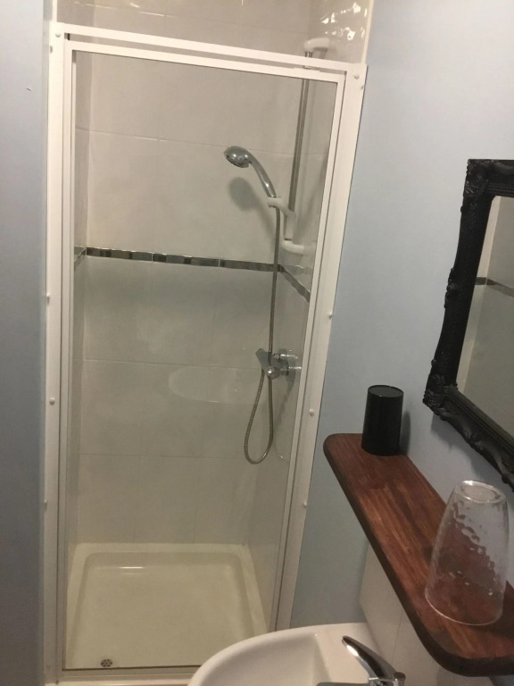 Shore Stay Guest House