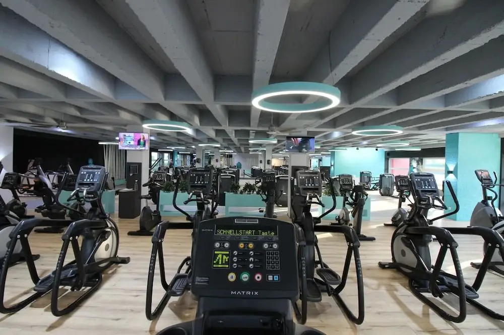 VitaLounge Sports & Spa Hotel