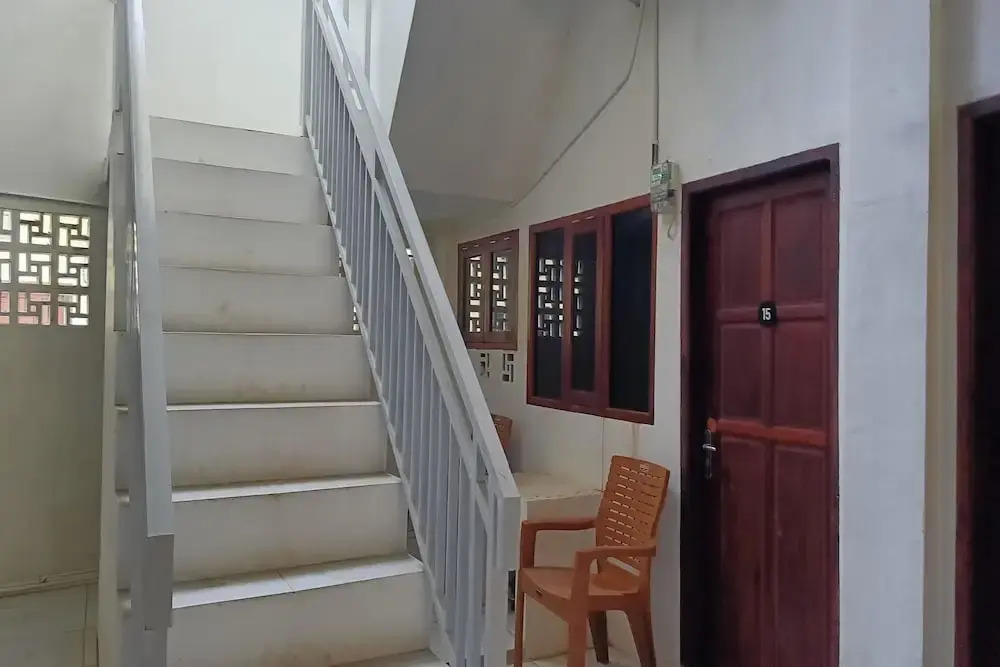 Hotel O Melros Place Homestay
