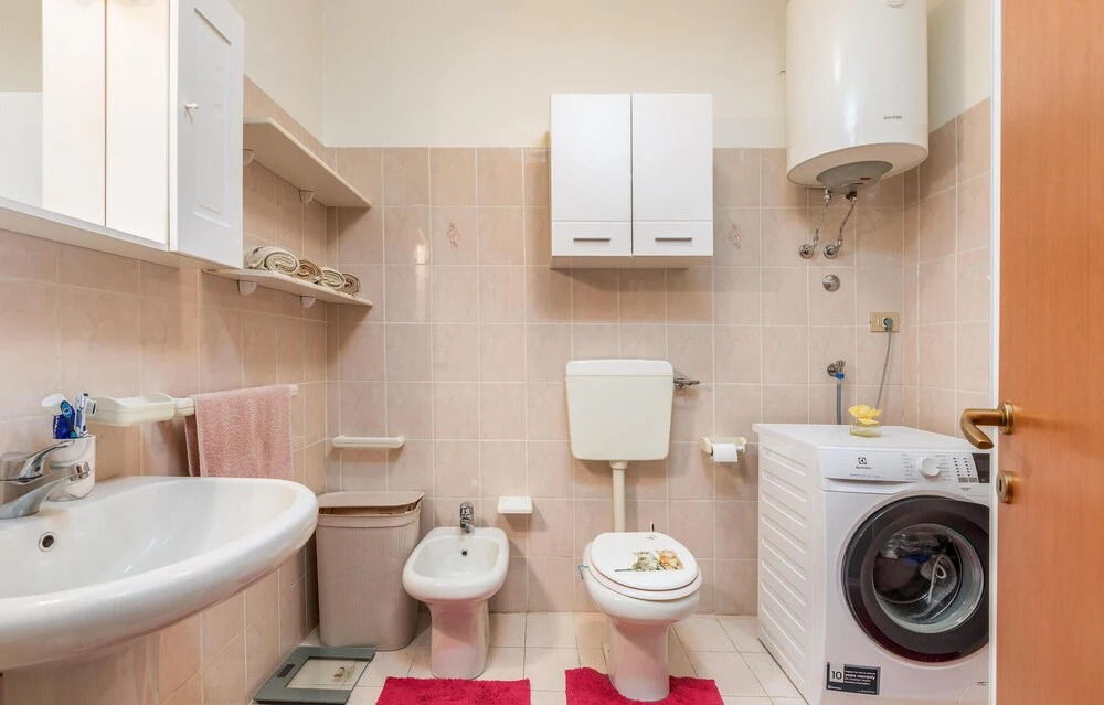 Awesome Home in Vodnjan With Wifi and 2 Bedrooms