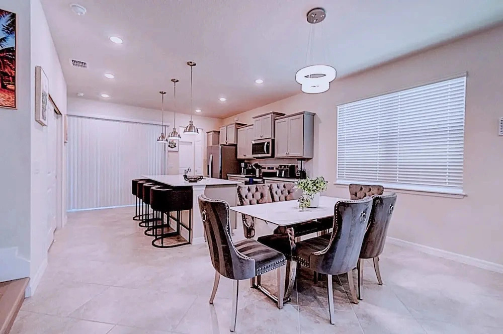 Private Pool & Game Room Family Retreat at Windsor Cay