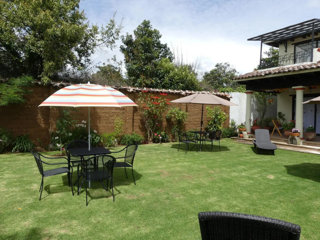 Hotel Ocho Barrios