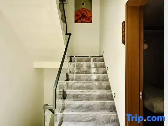 Huangshan Shexian Night Moor Xin'an Homestay (Xin'an River Gallery Scenic Area Branch)