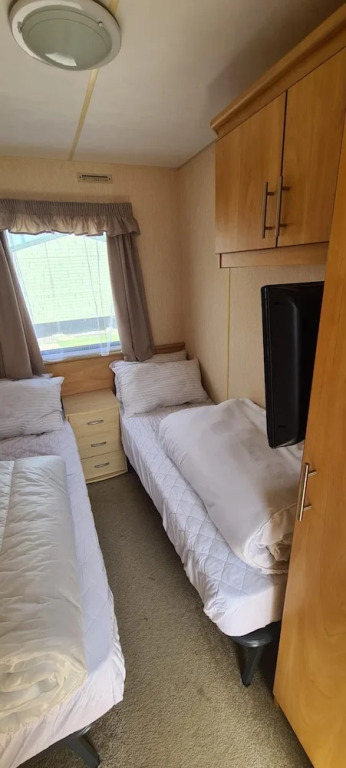 8 Birth Caravan Based on Coral Beach, Ingoldmells