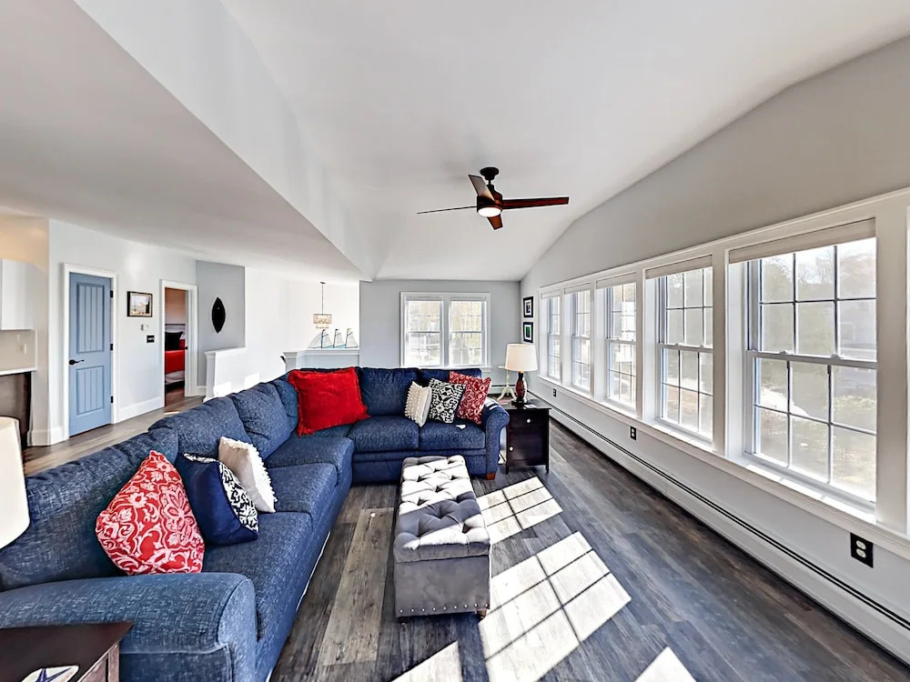 15C Atlantic Ave Condo 2 Bedrooms 2 Bathrooms Condo