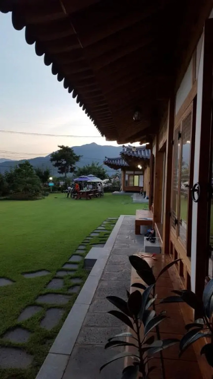 Suncheon Sagyejeol Haeoreum Hanok Pension