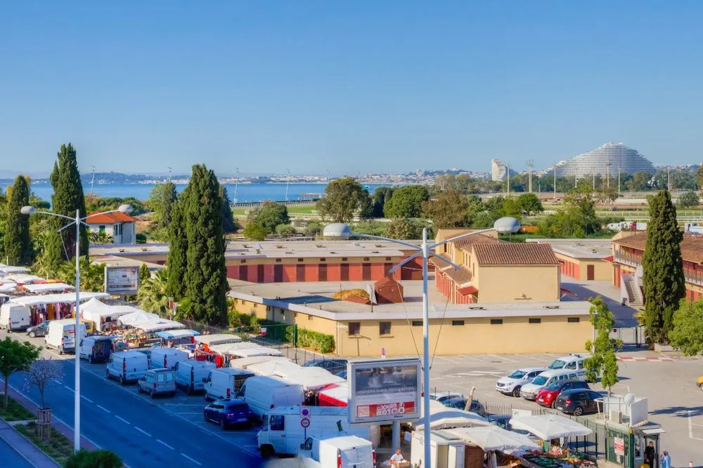 Velasquez - Wonderful Appartment 1 Bedroom With Ocean View & Free Parking