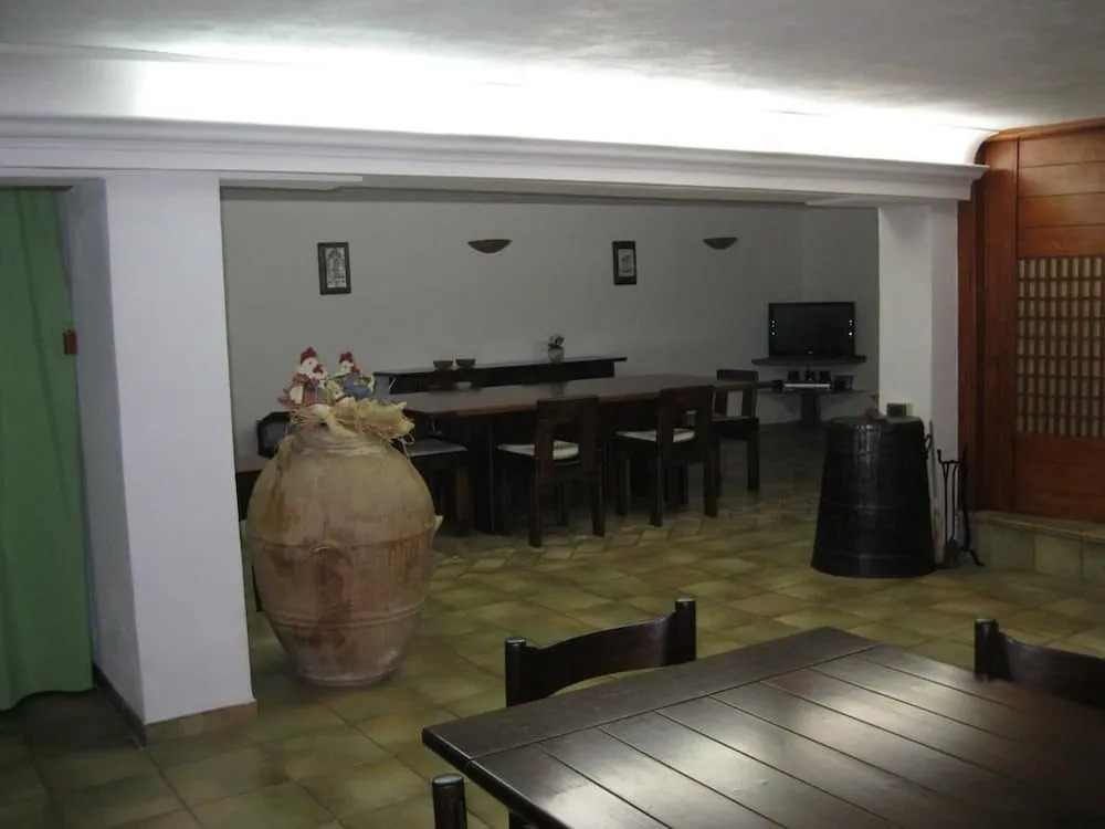 B&B Li Fringi