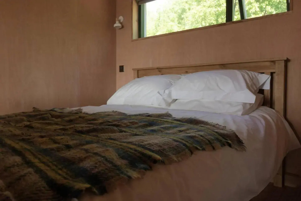 Birdwatchers Cabin