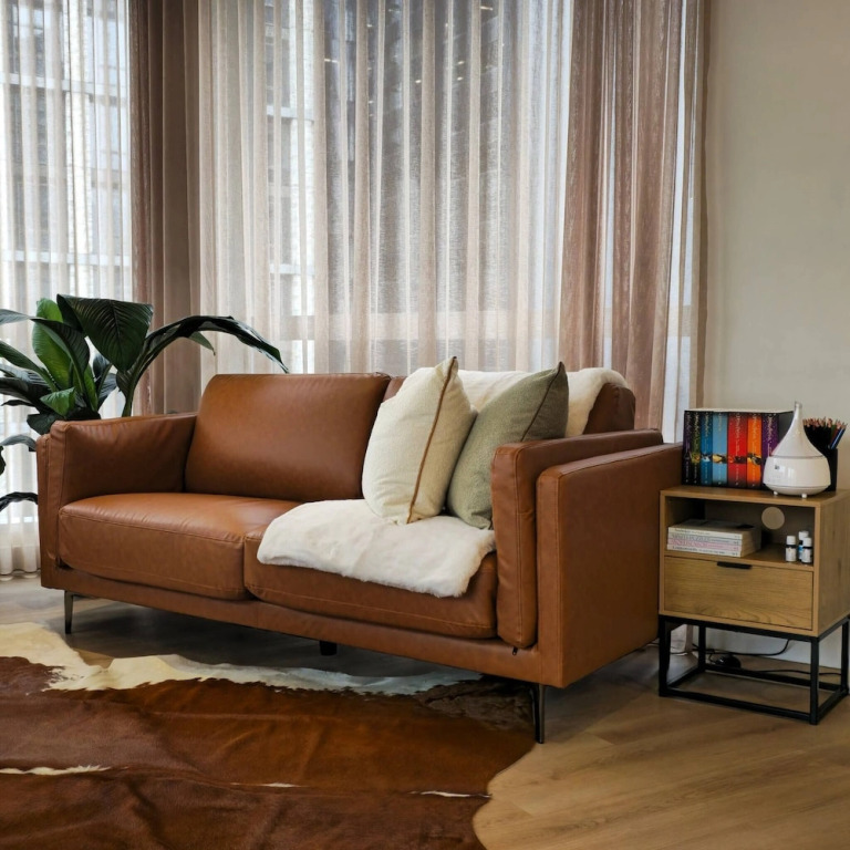 Deluxe 2BR apt Excellent Location Cityviews & Pool