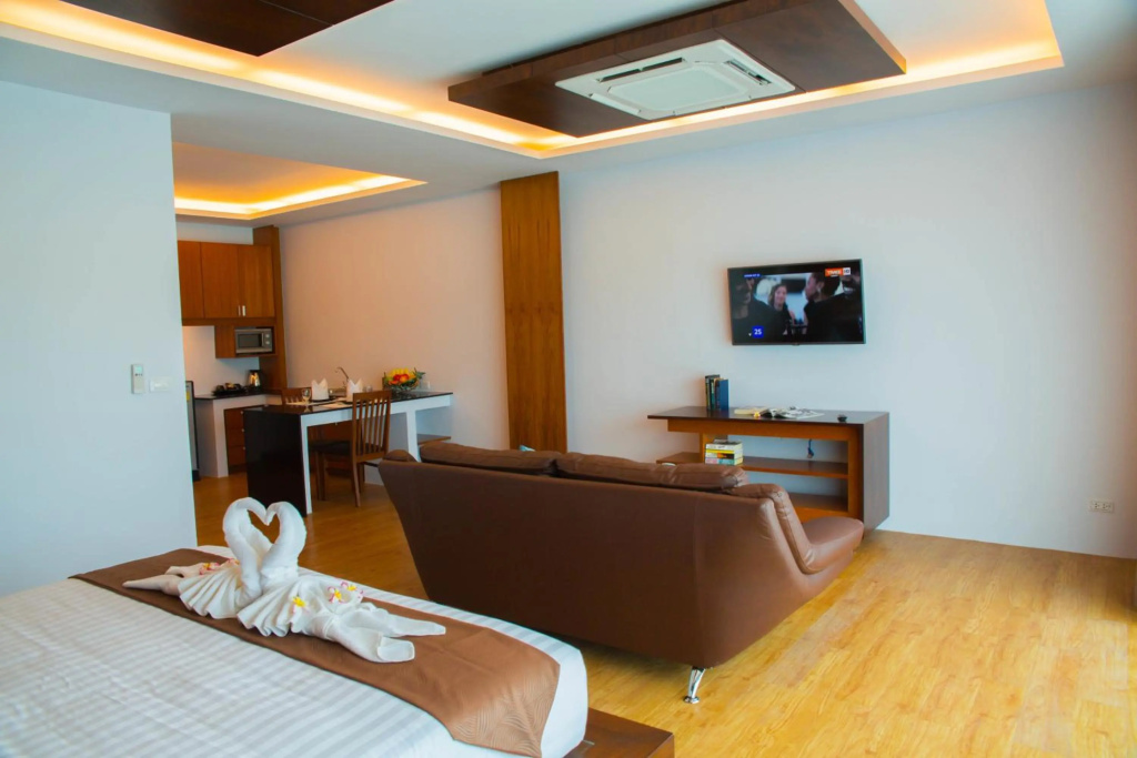 Phi Phi Cliff Beach Resort