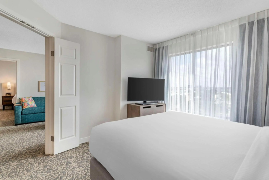 Sonesta ES Suites San Antonio Downtown Alamo Plaza