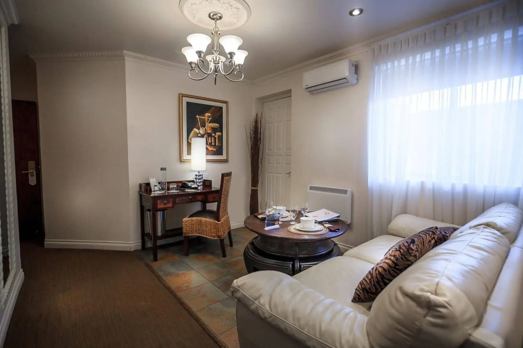 Hotel Kutuma