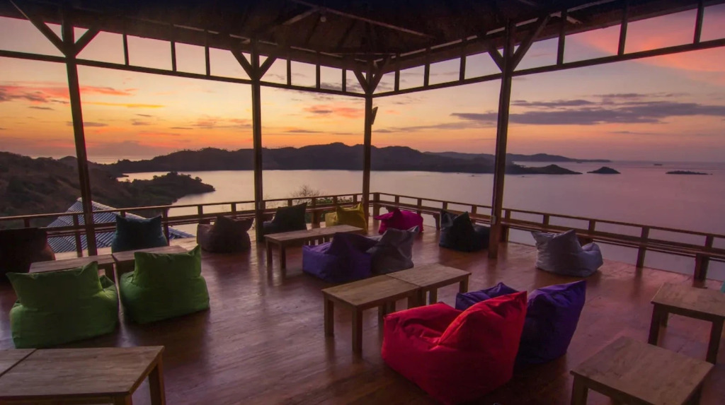 One Tree Hill - Hostel