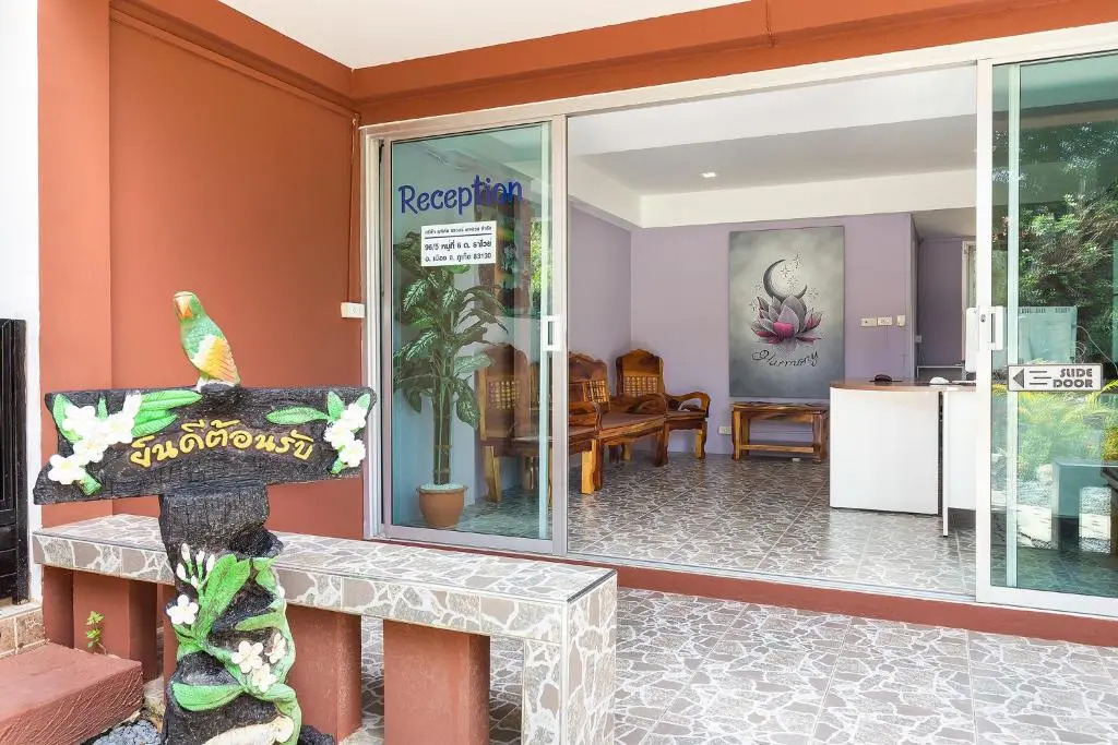 Harmony Naturist Resort Rawai Phuket 18yr minimum age only nudist nake d FKK
