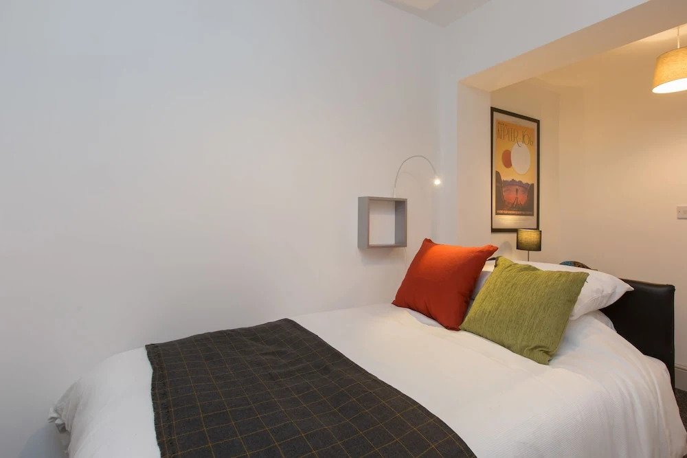 Crewe Rooms @ Samuel Street Crewe
