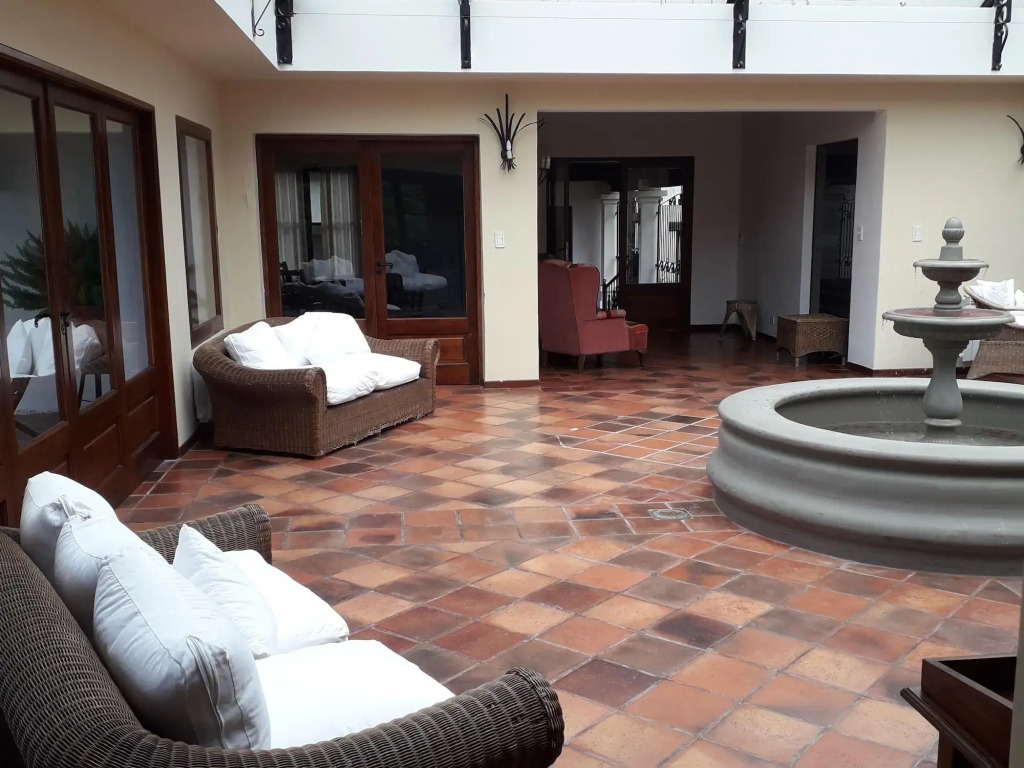 Hotel Torrontes
