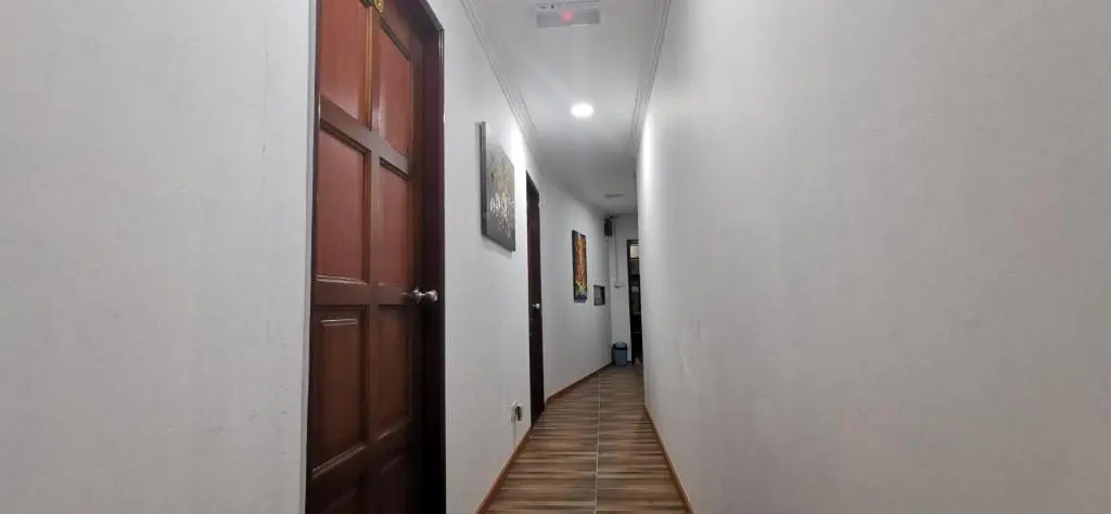 OYO Home 90372 Greybirds Hostel