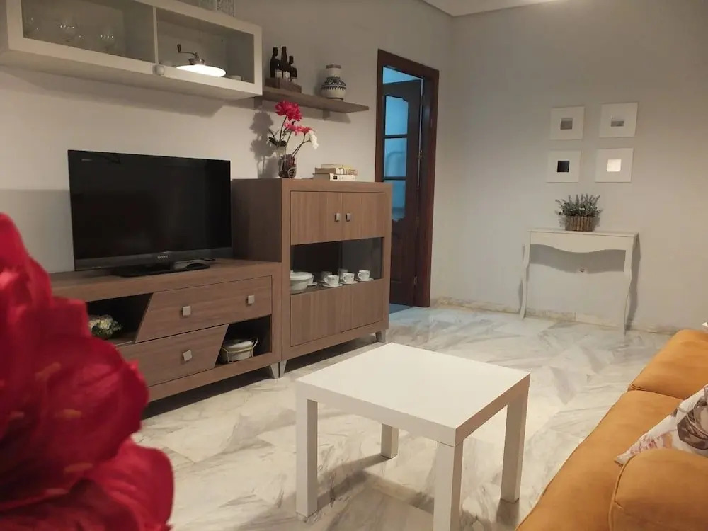 Apartamento C.Alfonso XIII by JITKey