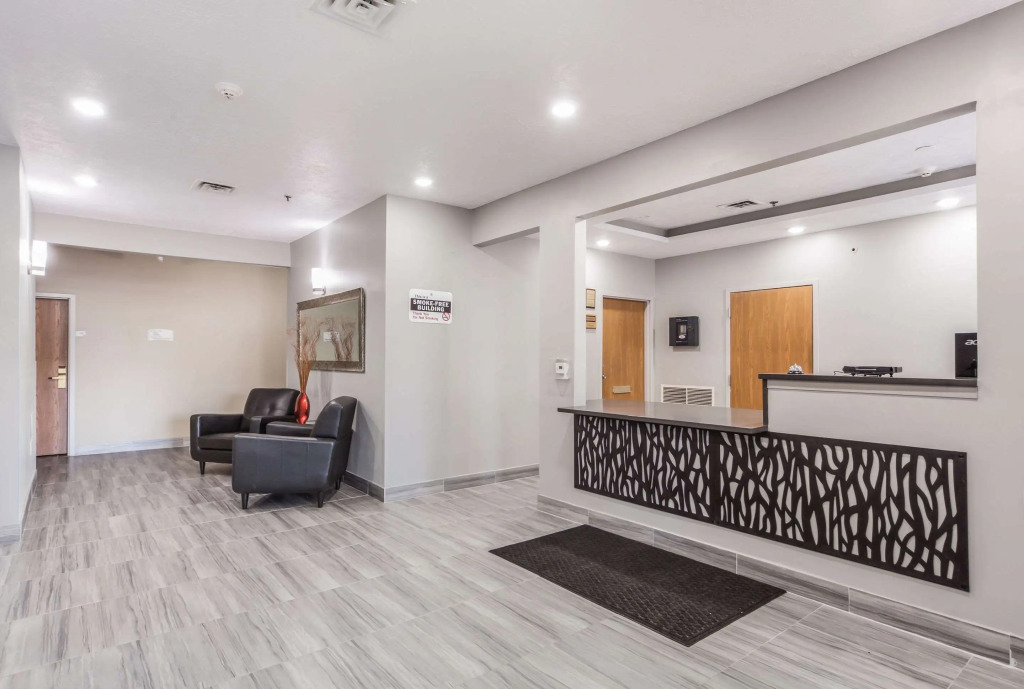 Quality Inn & Suites Omaha Chalco