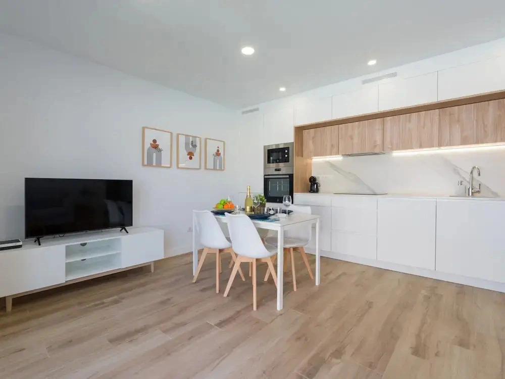 Bungalow Near Yumbo & Playa del Ingles Beach