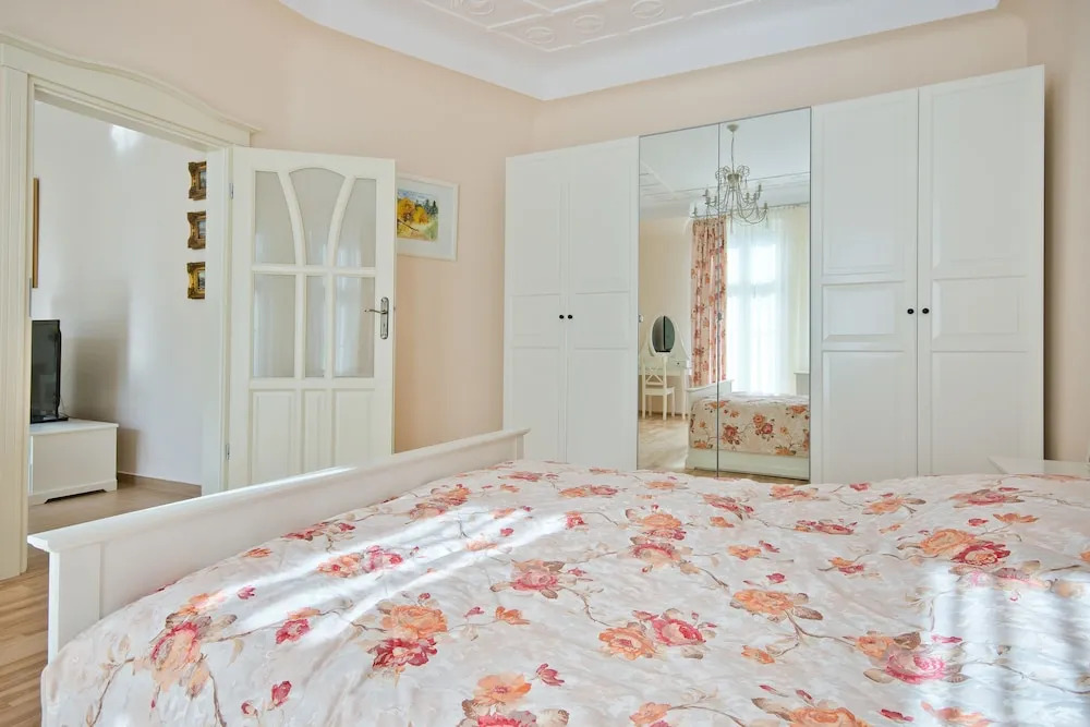 Imperial Apartments - Classic