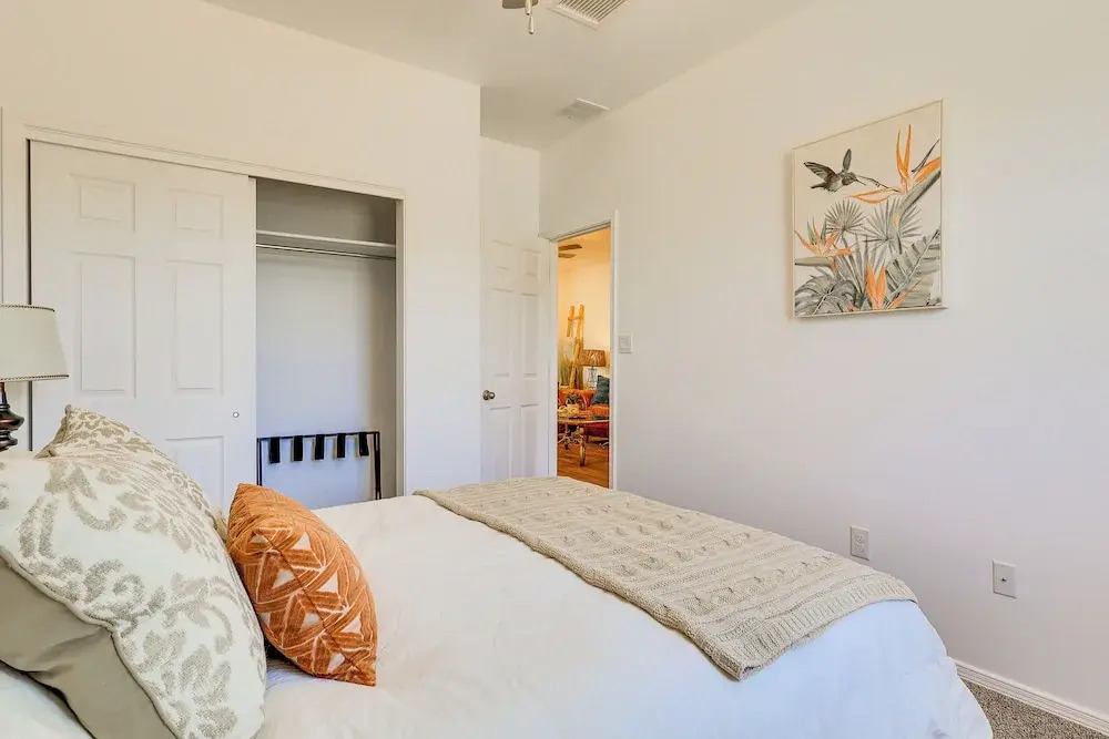 Home w/ Private Patio 10 Mi to Rio Grande!