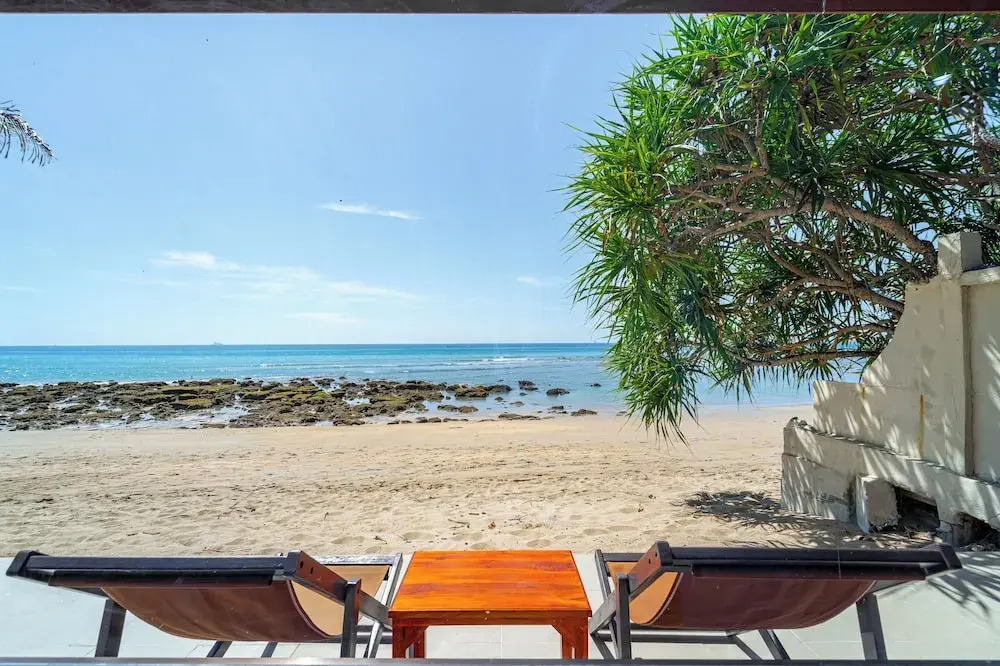 Lanta Beachfront Resort