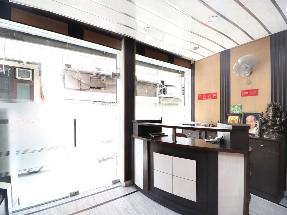 OYO 14985 Hotel S K