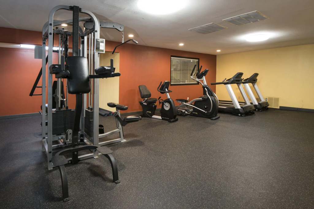 Rodeway Inn & Suites and Conference Center