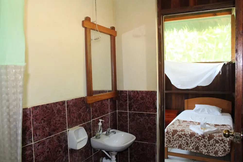 Paradise Amazon Lodge & Adventure