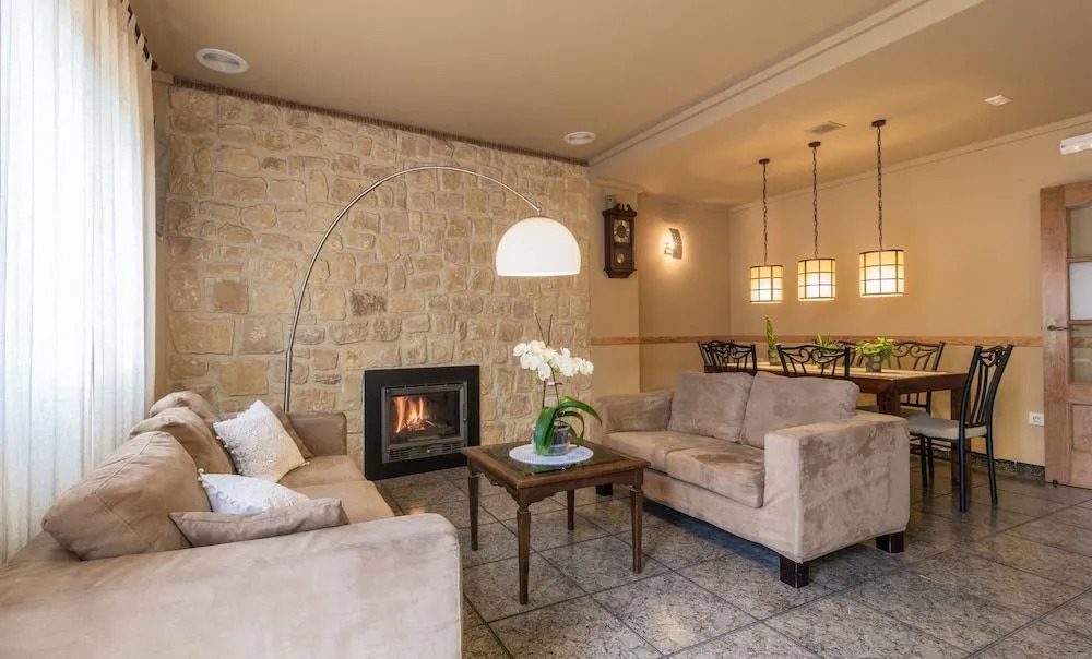 Casa Rural Ca Lluis