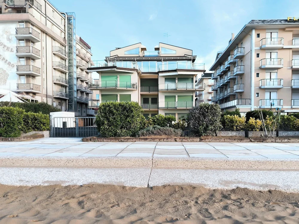 Seafront Apartment With Private Parking