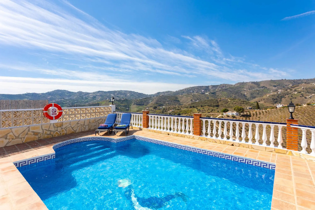 Villa Ana y Garcia