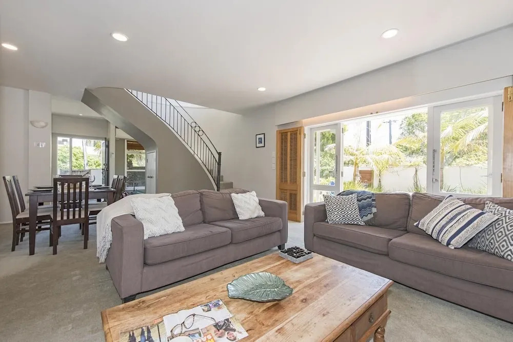 Large Mission Bay Apartment