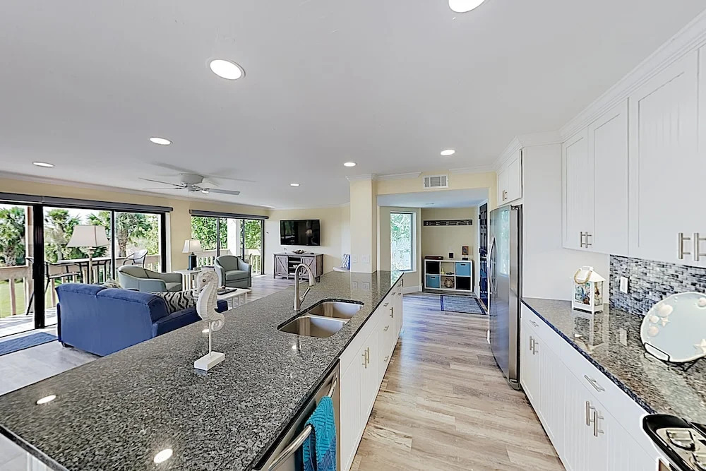 New Listing! Updated Corner Unit W/ Beach Path 3 Bedroom Condo