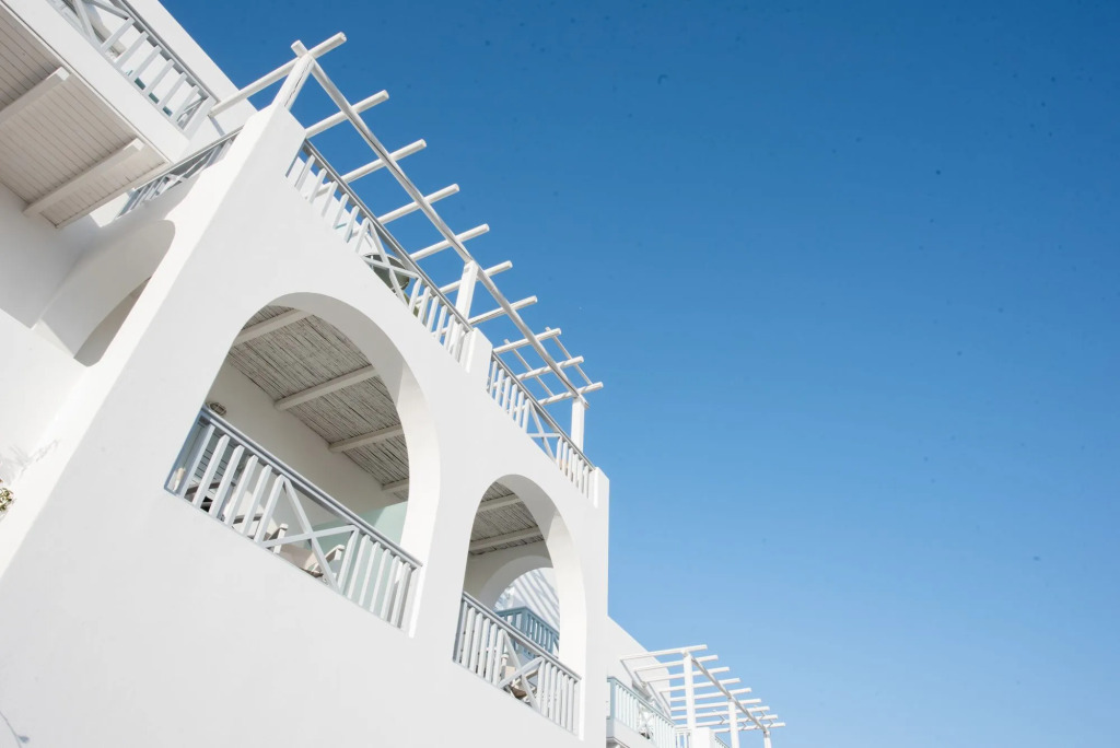 Far Out Hotel & Spa