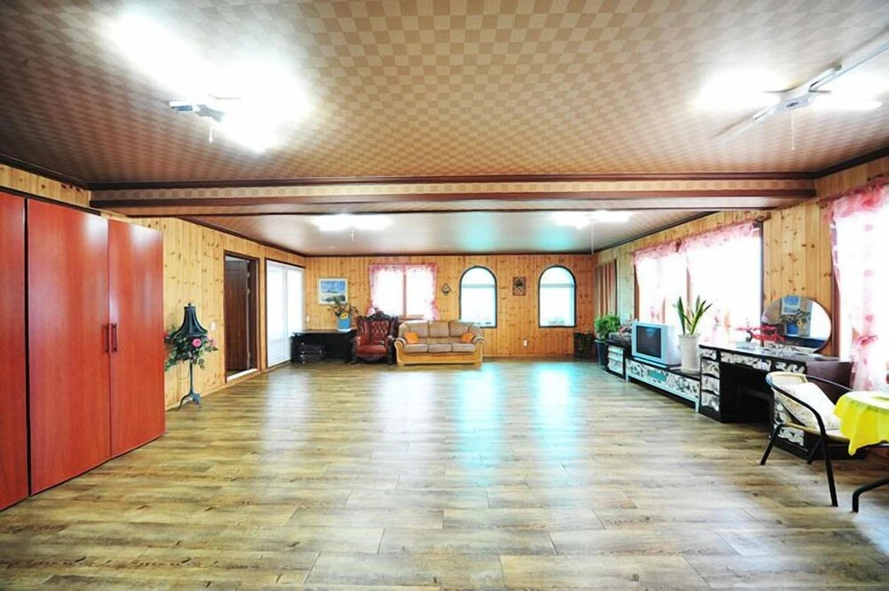 Star Song Pension