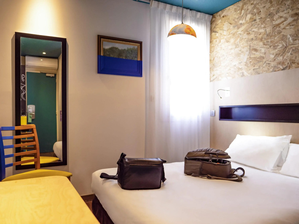 greet Hotel Marseille Provence Aéroport