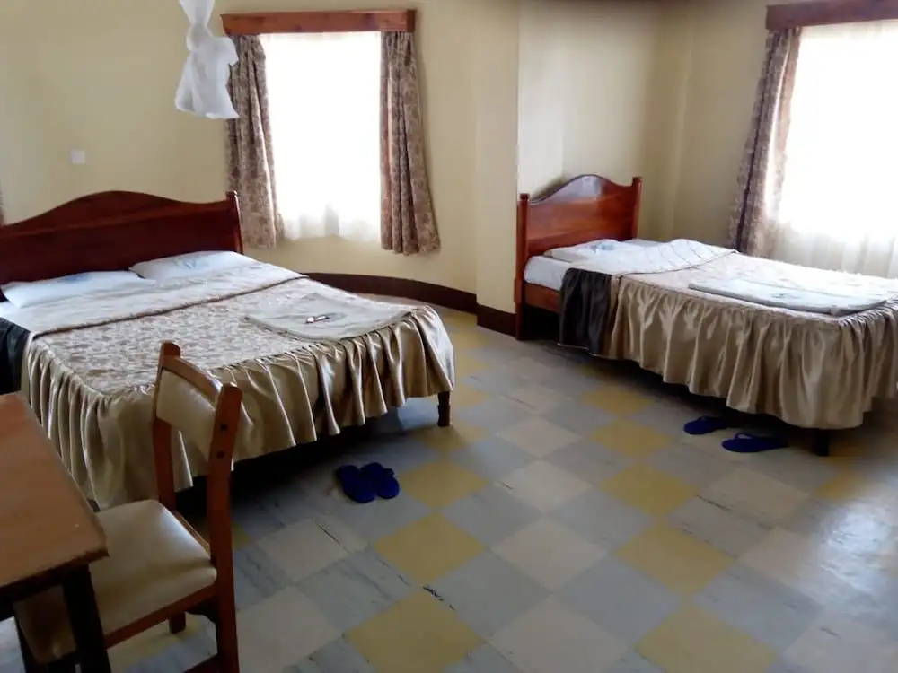 Nanyuki Simba Lodge