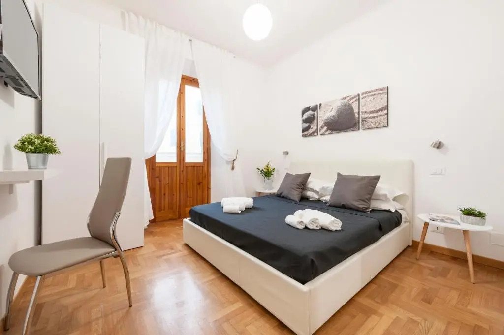 White Flat Labicana