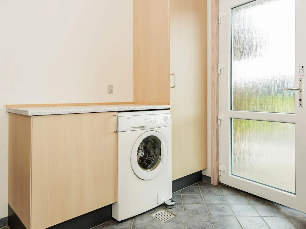 Delux Holiday Home in Lemvig With Whirlpool