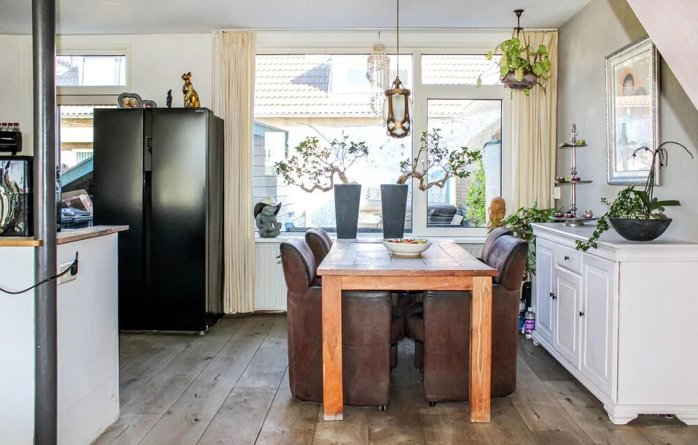 Nice Home in Egmond aan zee With Wifi and 3 Bedrooms