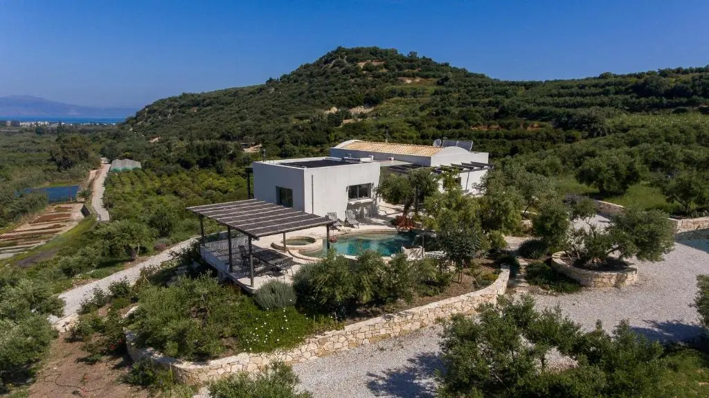 Villa Lucy by PosarelliVillas