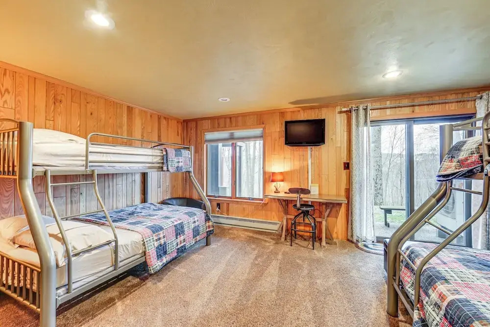 Pristine Resort Townhome 2 Mi to Seven Springs Mtn