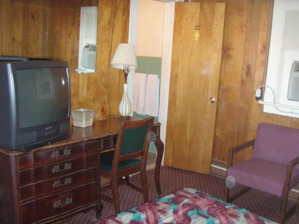 Coach House Inn