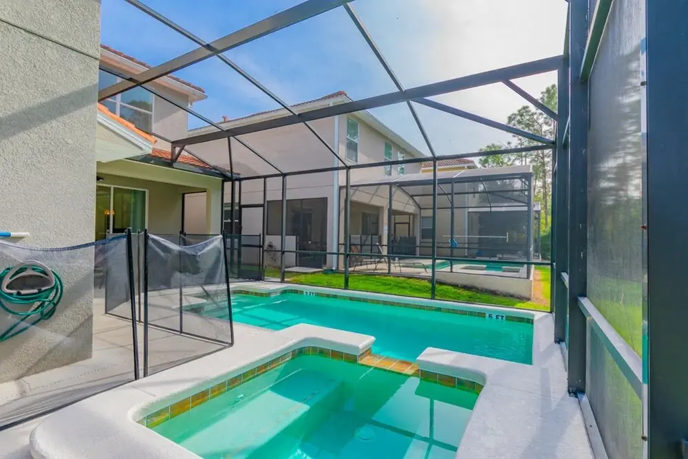 Paradise Palms 2908